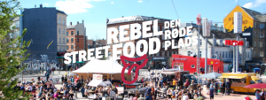 Kom og spis lækker Street Food på Halmtorvet 4. - 6. august 2016, når Rebel Food ruller deres mobile street food-marked ud med masser af gademad, musik og stemning.